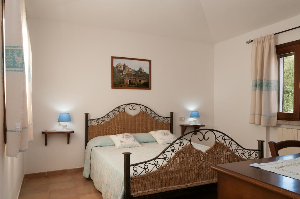 B&B Li Conchi Arzachena Rum bild