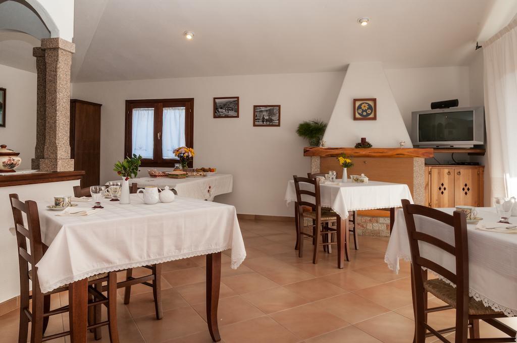 B&B Li Conchi Arzachena Exteriör bild